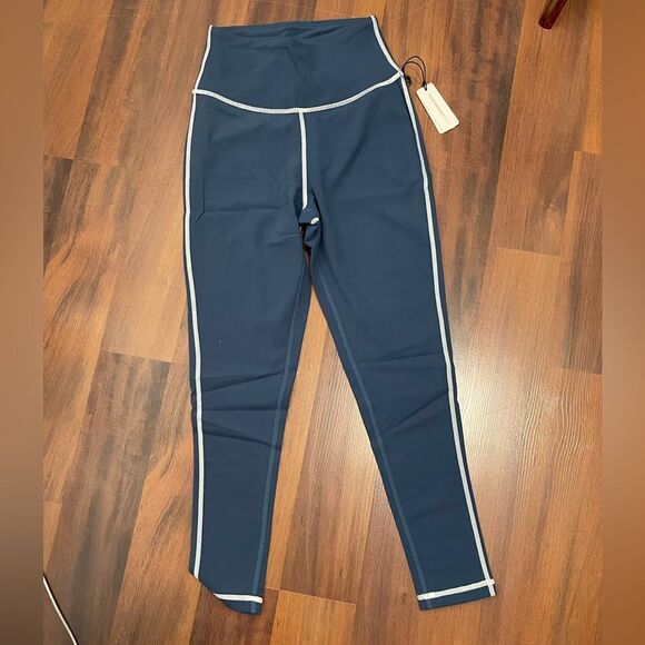 WeWoreWhat Blue Leggings with White Trim - Picture 3 of 12